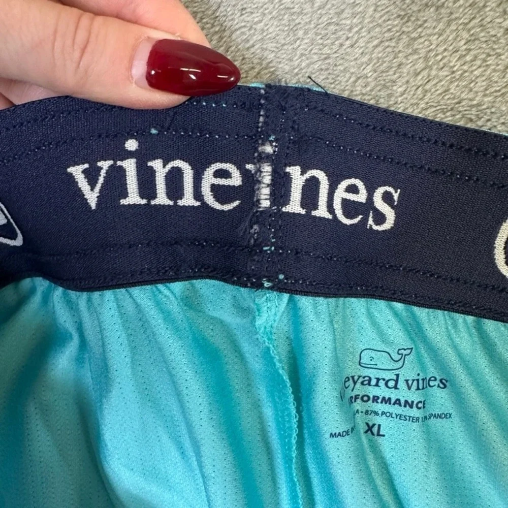 NWT Vineyard Vines Boys Performance Lacrosse Shorts XL Turquoise Pineapple